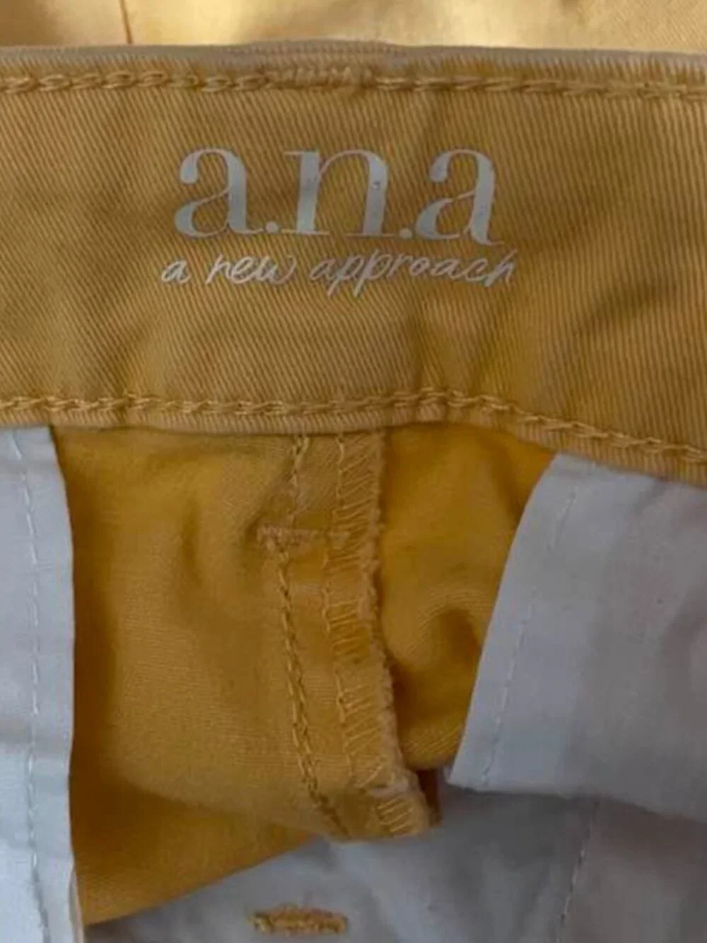 a.n.a. Orange Creamsicle Mid-Rise Shortie Shorts Stretch Size 6 Summer Pastel - Picture 5 of 11
